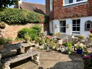 Photo 25- click for photo gallery